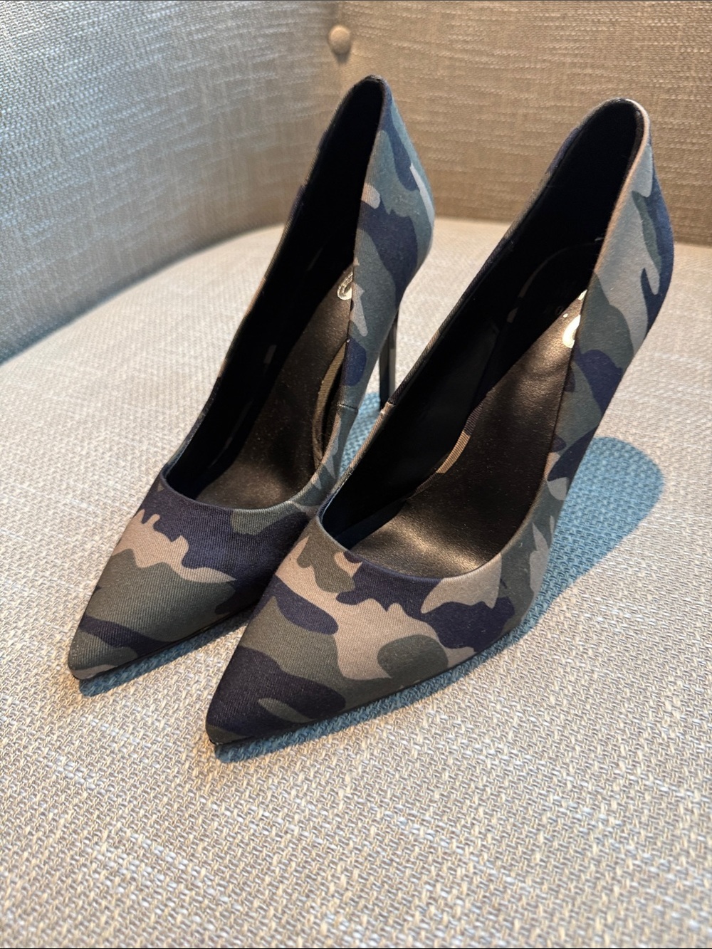 Mix No. 6 Blue and Green Camo Pointed Toe Stiletto Pumps